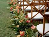 Stunning Krisan Flower for Wedding Sub-Tropical Wedding Flower Décor: Pemutih Villa
