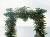 Stunning Krisan Flower for Wedding Sub-Tropical Wedding Flower Décor: Pemutih Villa
